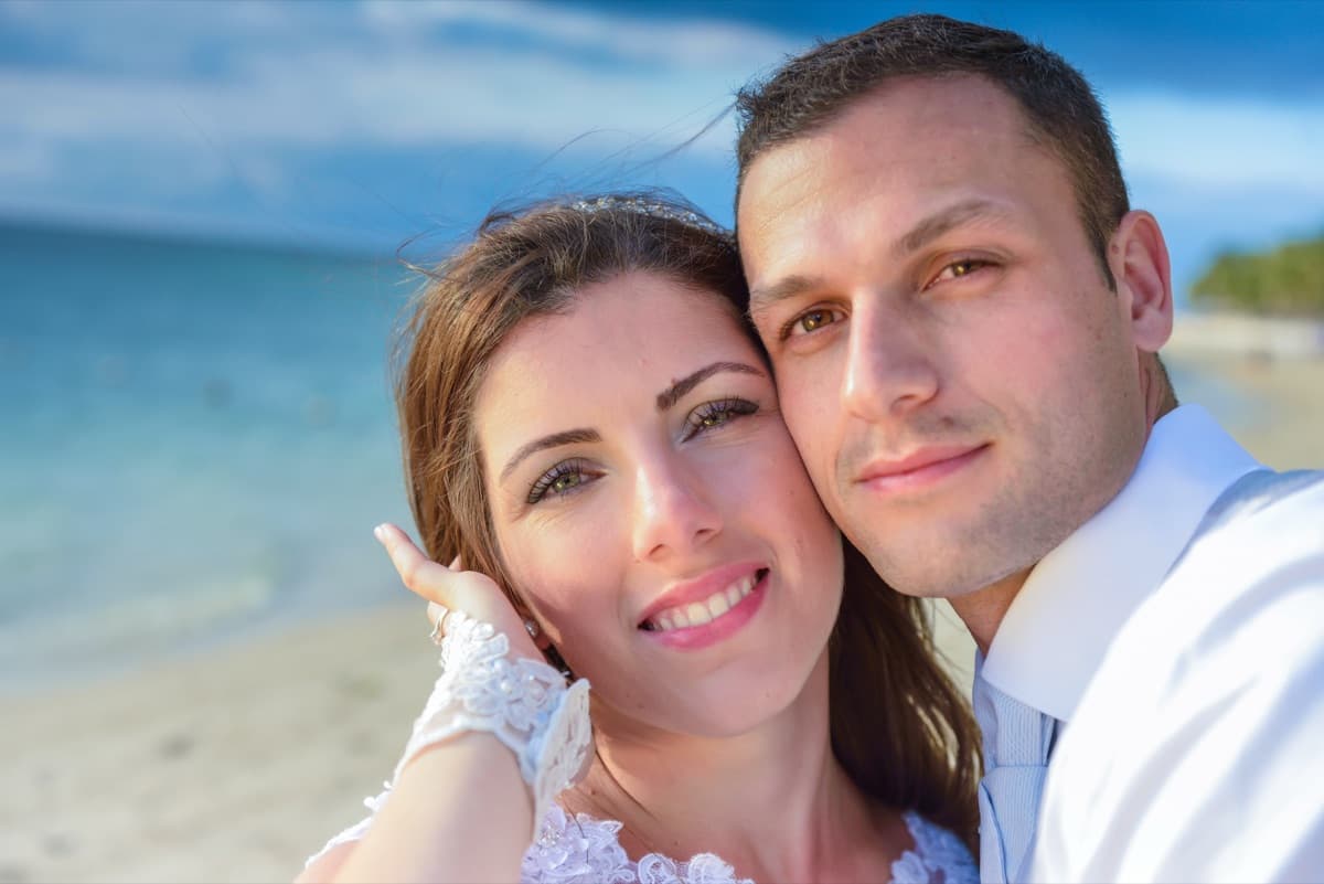 Trash the Dress in Mauritius: The Art of Destroying Your Gown to Create Something Beautiful